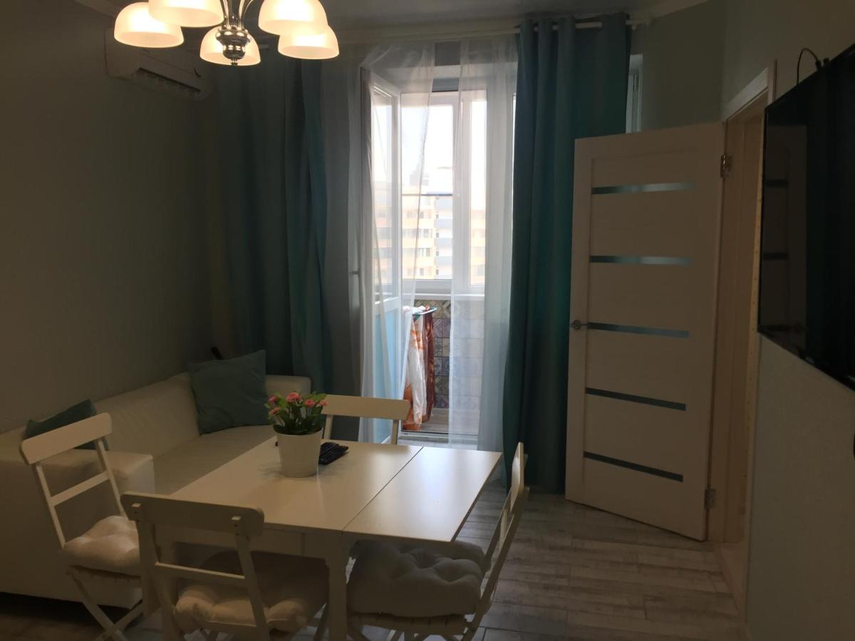 Краснодар: Apartamenty na "Budennogo 129"
