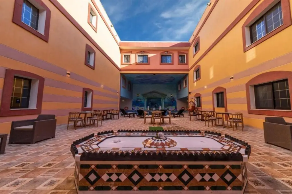 Petra Canyon Hotel — фото 1