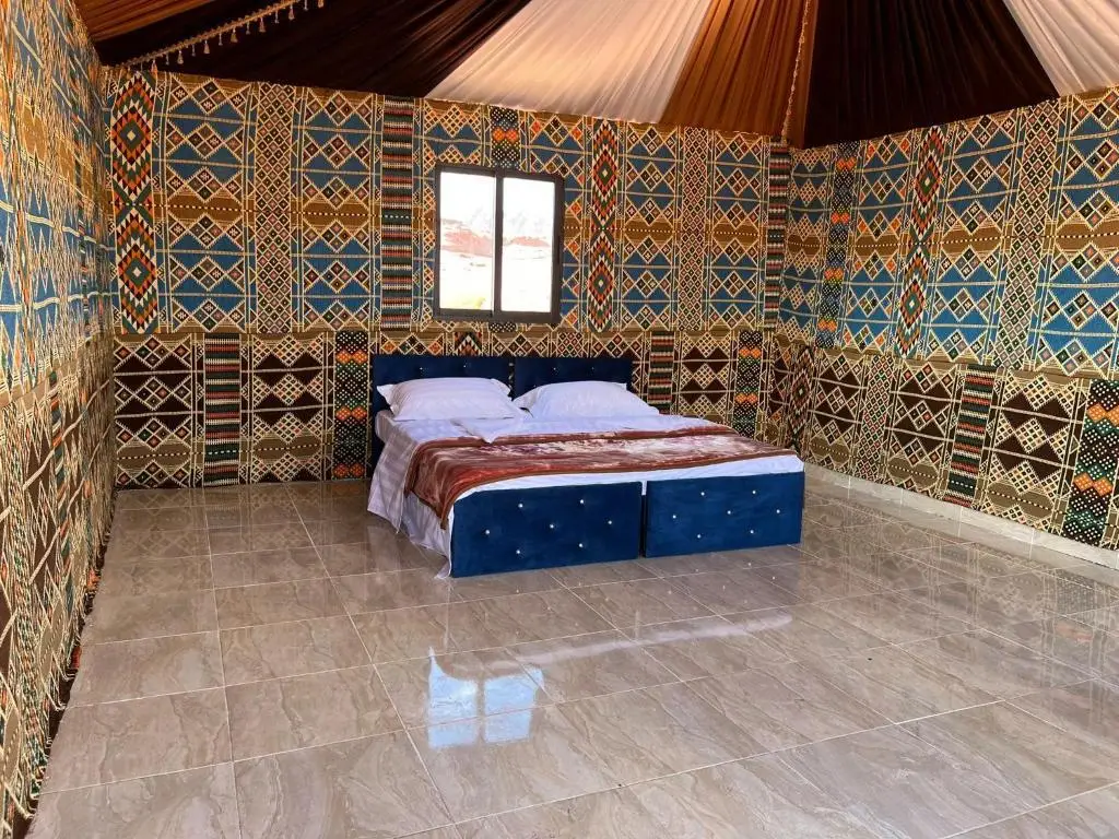 Wadi Rum Bedouin Tour with a Camp — фото 1