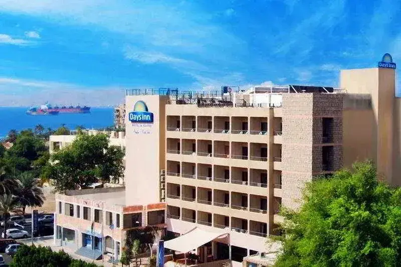 Days Inn Hotel & Suites Aqaba - Red Sea — фото 1