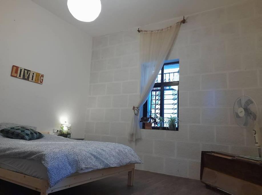 Cozy 2 bedrooms apartment in Jabal Lwebdeh — фото 1