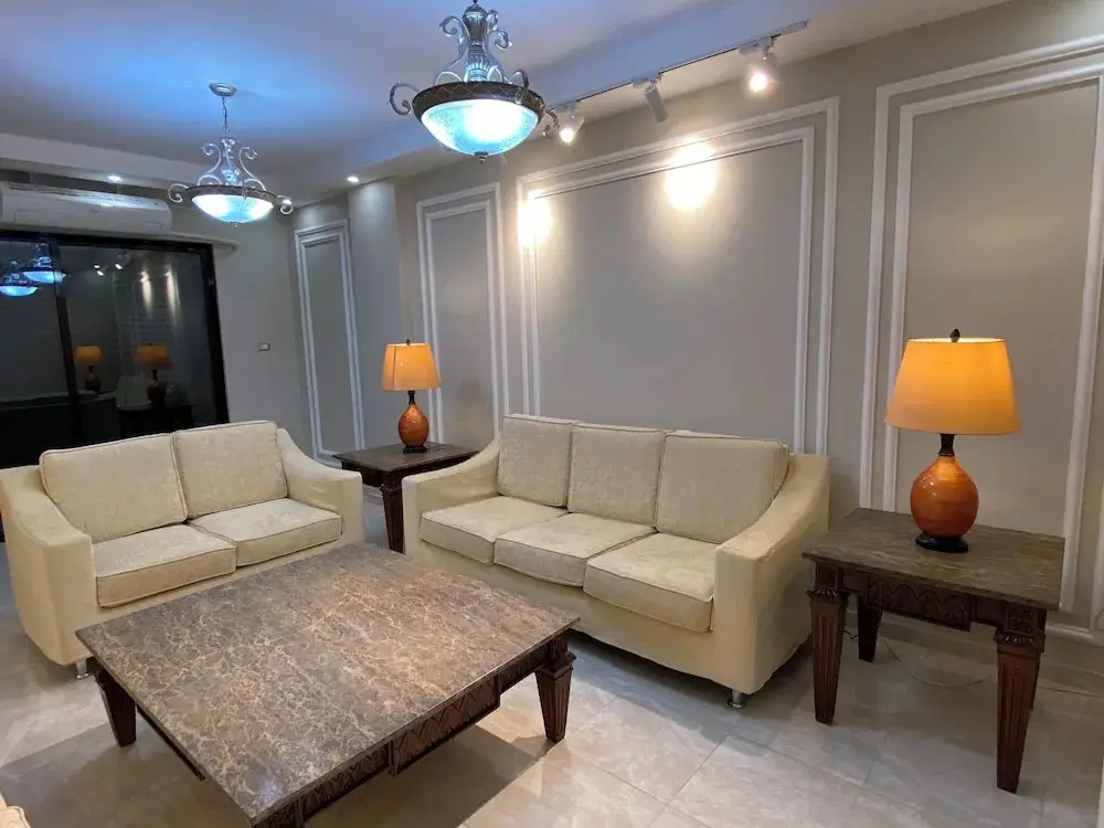 Charming 3-bed Apartment in 7th Circle Amman — фото 1