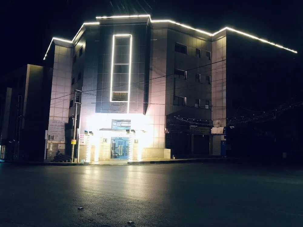 Al Ahfad Hotel Apartments — фото 1