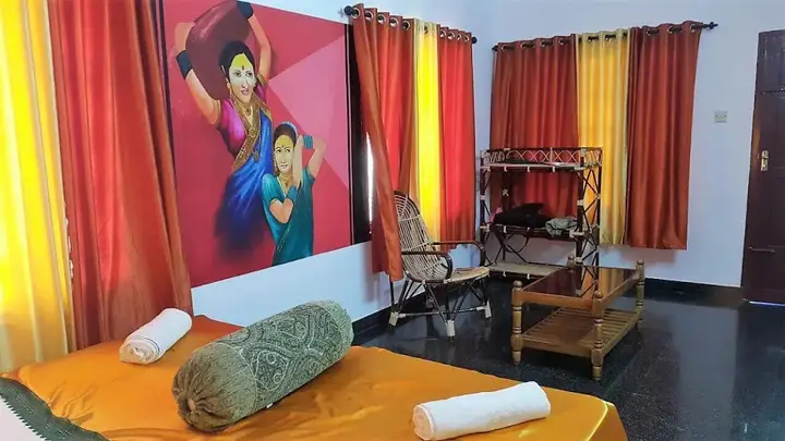 Варкала: Holistic Inn