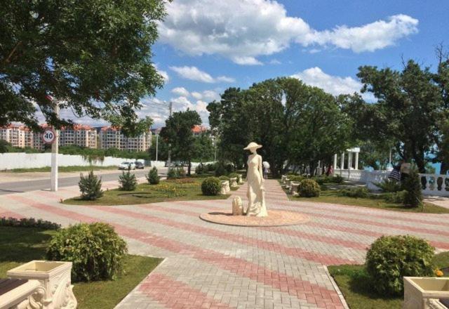 Геленджик: 2-х комнатная в ЖК Черноморский 2 кв13