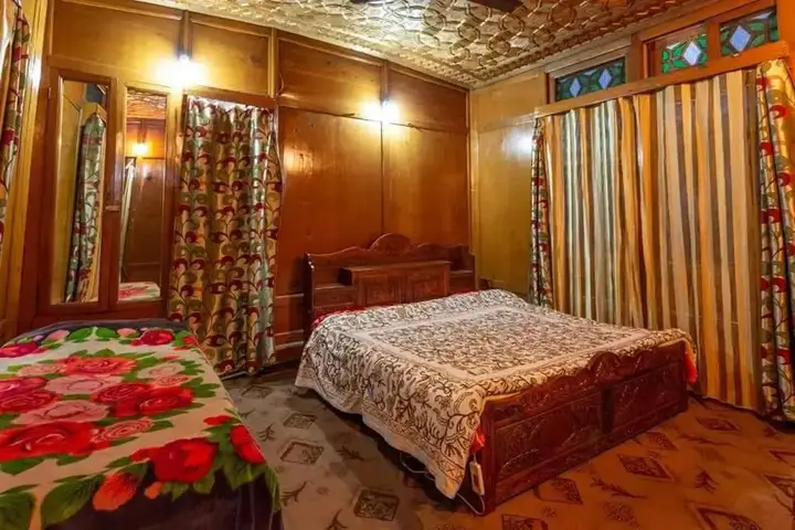Шринагар: Goona Residency