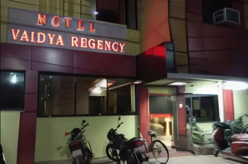 Hotel Vaidya Regency — фото 1