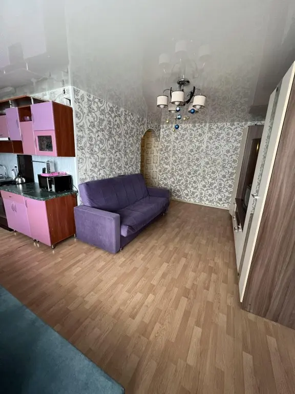 Каменск-Уральский: Апартаменты Карла Маркса 42