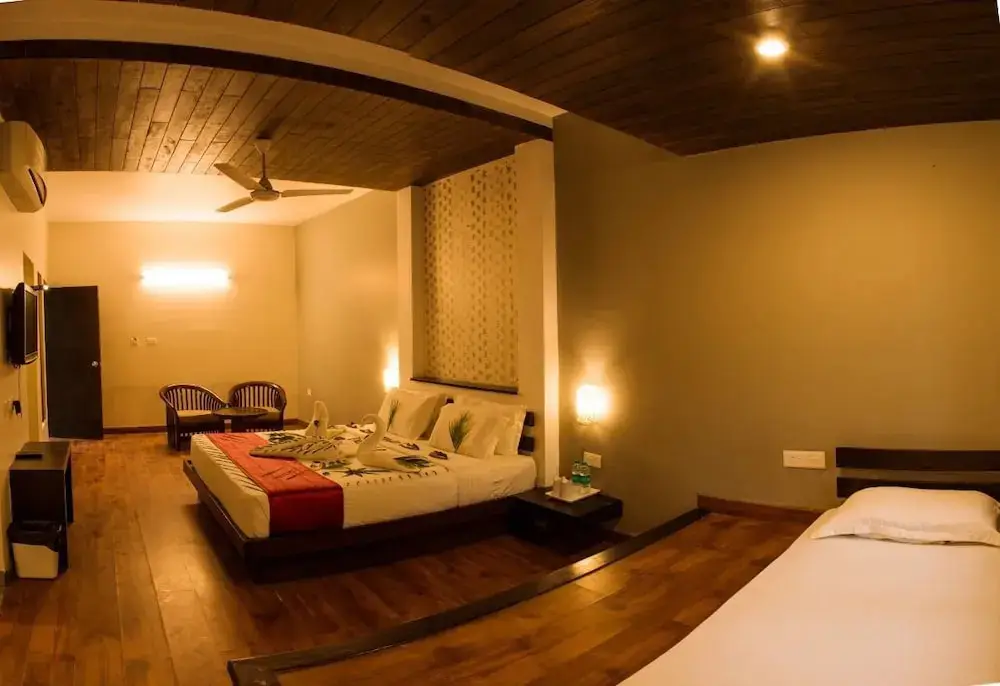Наинитал: Abn Sarovar Portico Jim Corbett