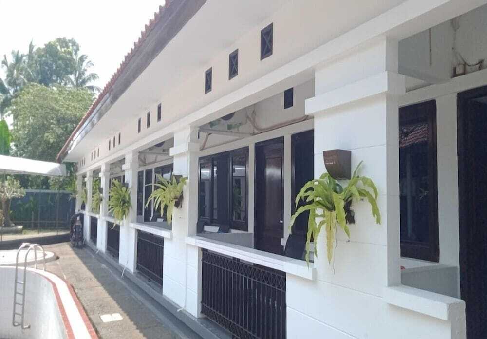 Батукарас: Hotel pondok putri