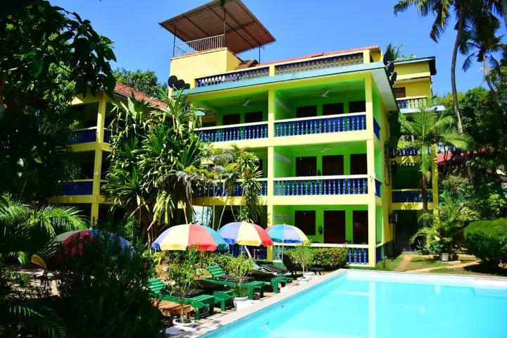 Хиккадува: Jungle Paradise Holiday Resort