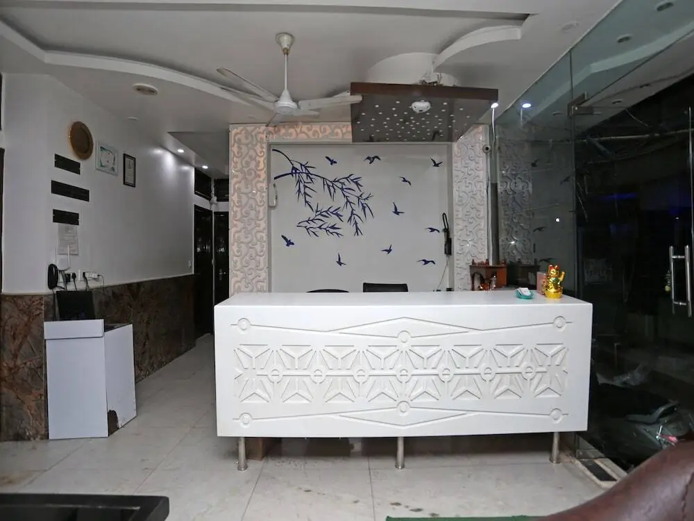Нью-Дели: OYO 3046 Hotel Sawera International