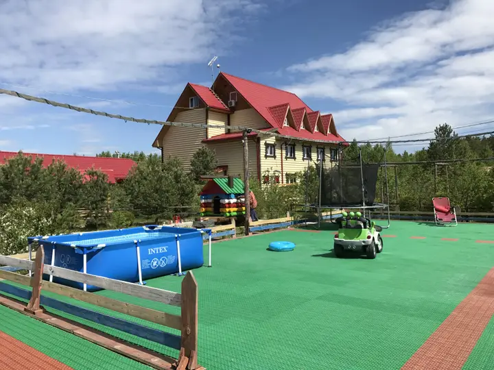 Верхняя Пышма: Na Polyane Mini-Hotel