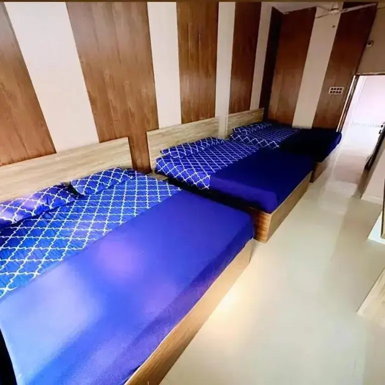 Лонда: Shree Lodge