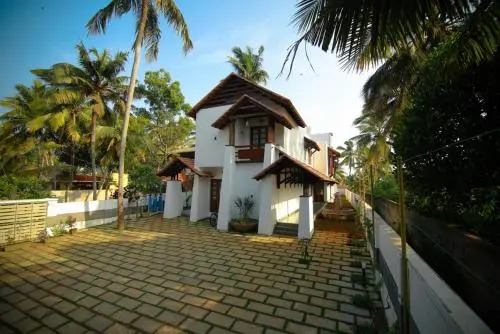 Ковалам: Kavitha Beach Resort