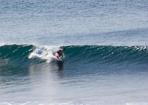 Велигама: Wimal Wood Stock Surf House
