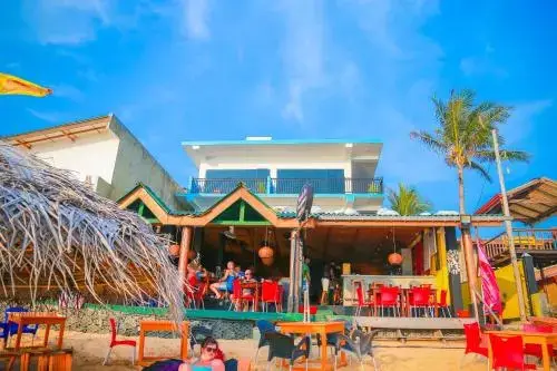Хиккадува: Lion House Hikkaduwa