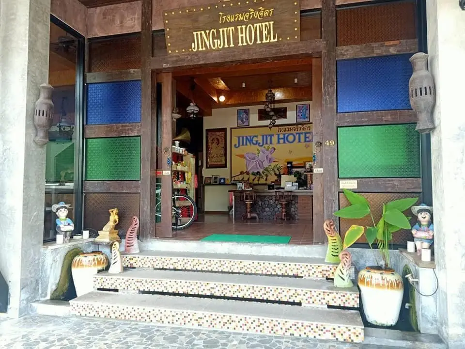 Краби: Jing Jit Hotel