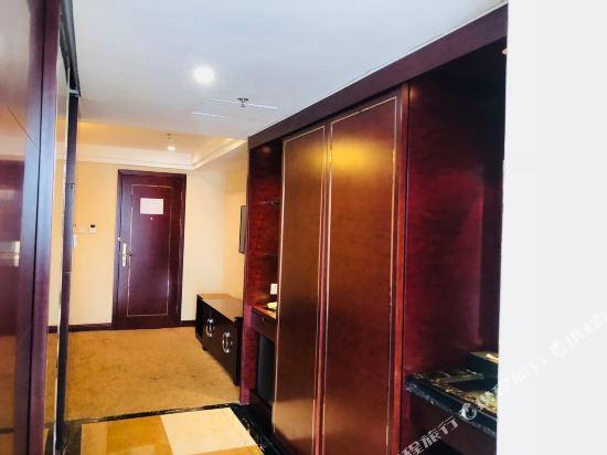 Шэньян: Zilanmen Longting Hotel