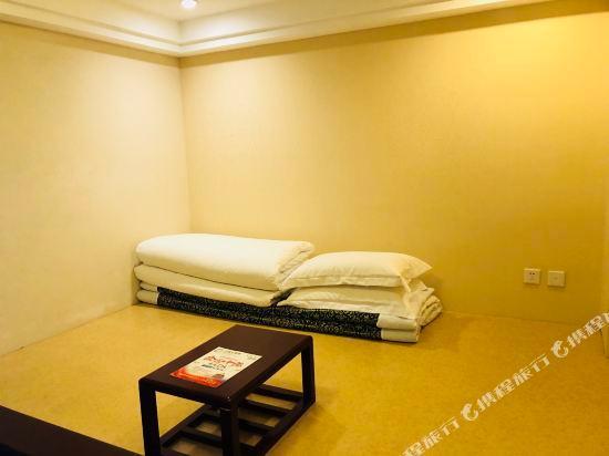 Шэньян: Zilanmen Longting Hotel