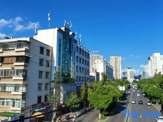 Куньмин: Huatu Hotel