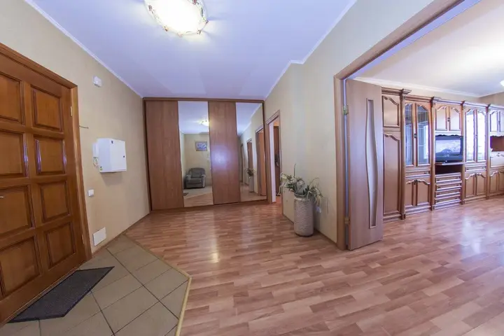 Уфа: Апарт-отель на Мингажева