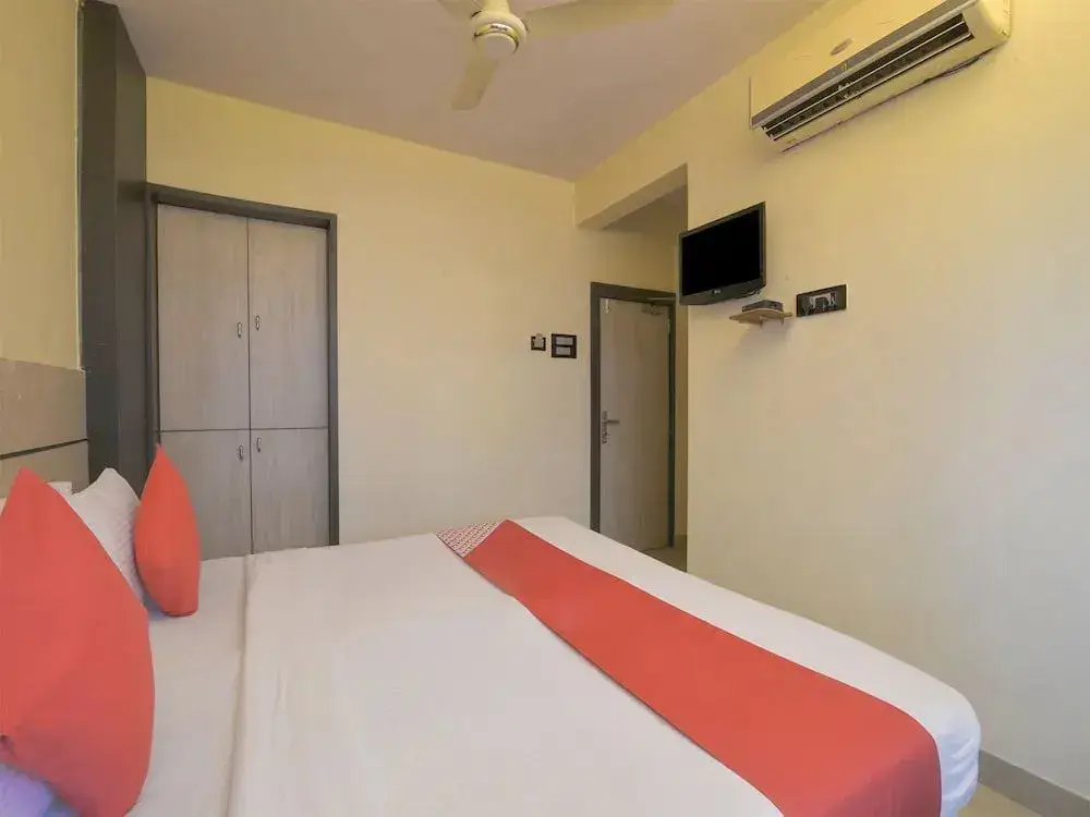 Нави-Мумбай: Hotel Mansarovar Panvel