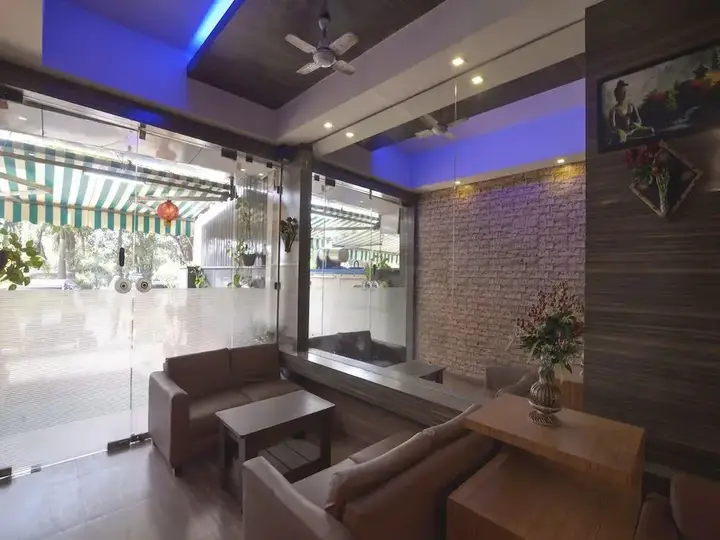Нави-Мумбай: Hotel Mansarovar Panvel