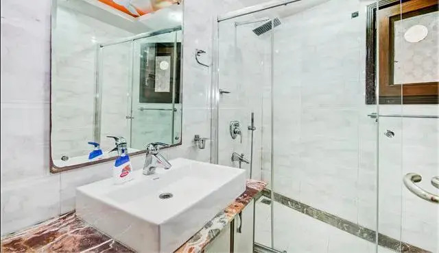 Нью-Дели: South Ex Serviced Apartments