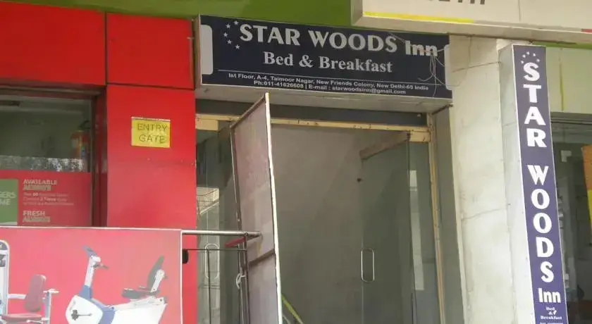 Нью-Дели: Star Woods Inn