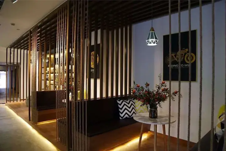 Шанхай: UMI Community Lujiazui Branch