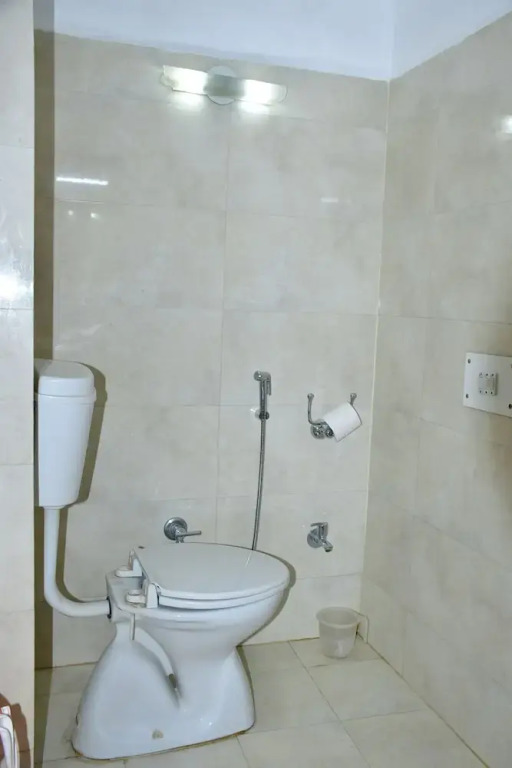 Катра: Hotel Tridev