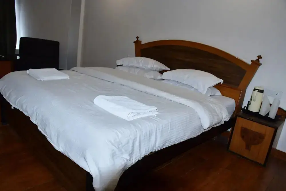 Катра: Hotel Tridev