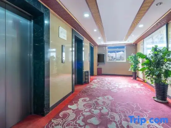 Чжэнчжоу: Ziding Longsheng Hotel (Zhengzhou Zijingshan Subway Station Branch)