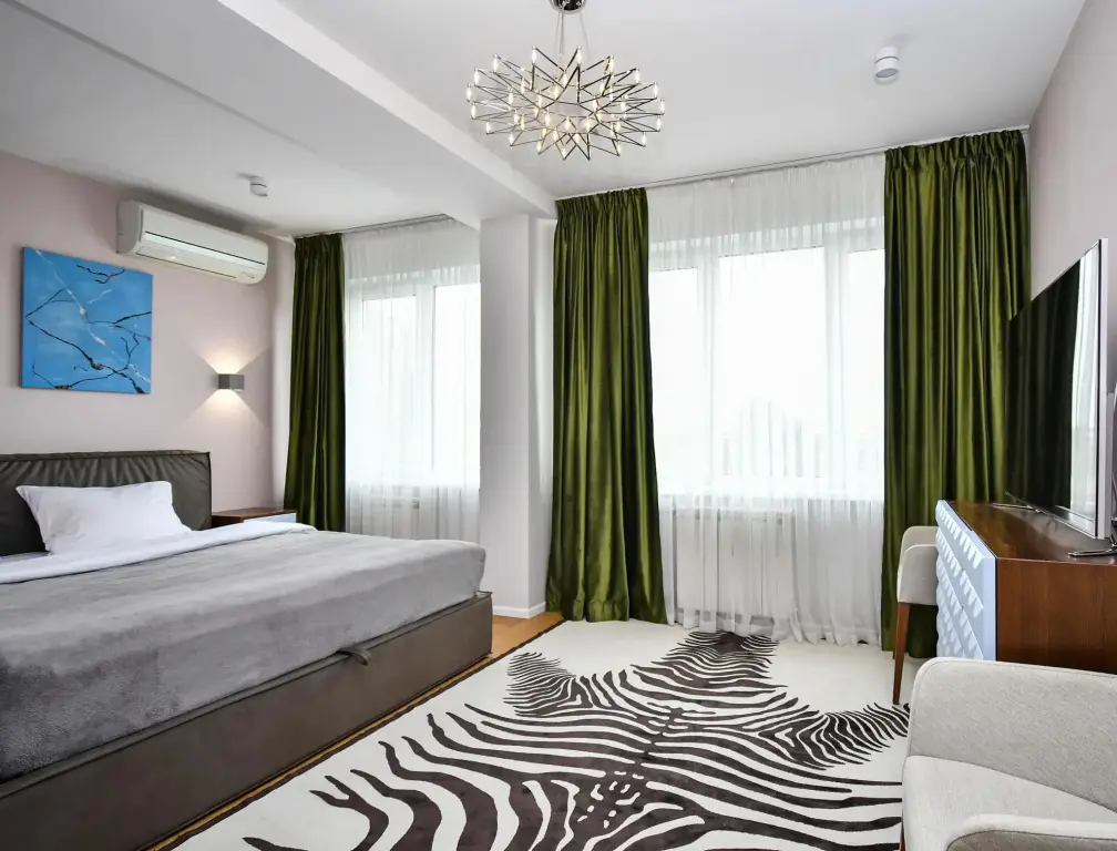 Красноярск: Krasroom на улице Робеспьера