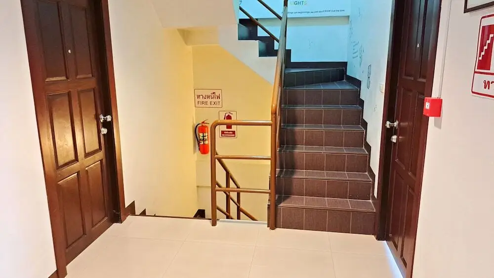 Пхукет: House of Wing Chun Theme Hotel and Restaurant