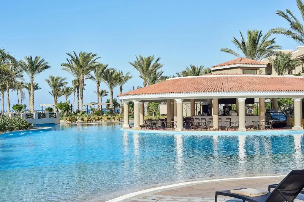 Алмаза Бэй: JAZ Almaza Beach Resort, Almaza Bay