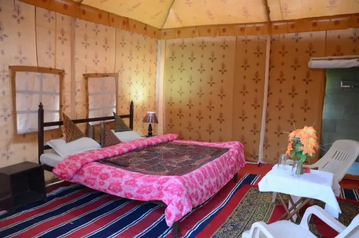 Джайсалмер: Funkyard Desert Camp