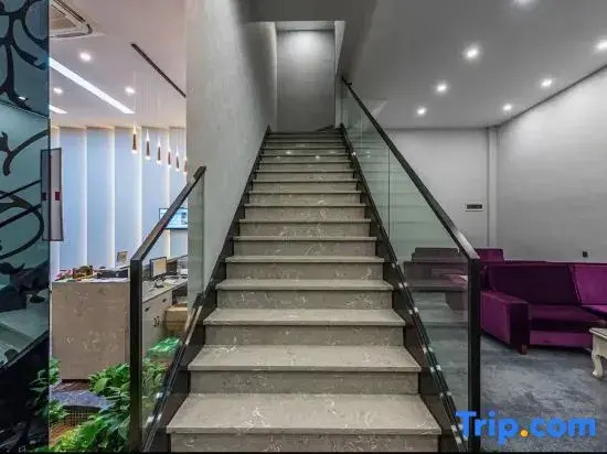 Нинбо: Yinghua Hotel (Ningbo Incity Store)