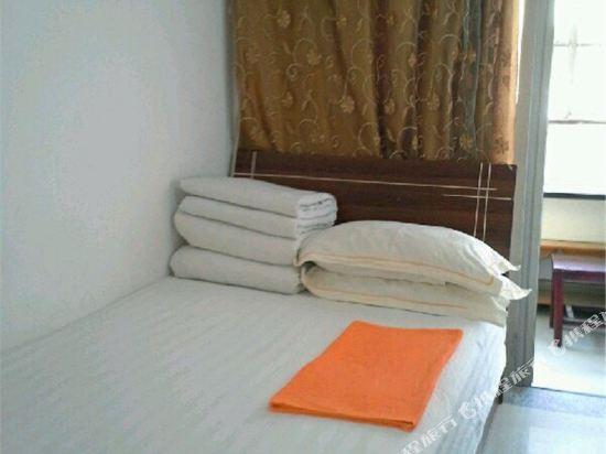 Чэнду: Yijia Hostel