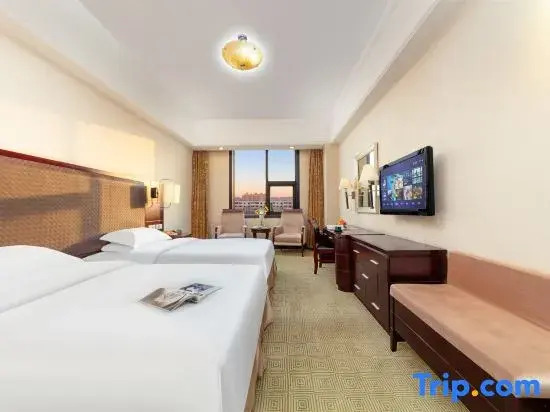 Hailian Water World Hotel (Sanmenxia Wanda Plaza) — фото 1