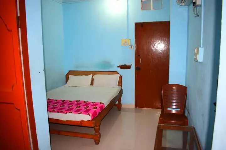 Деревня Валадгаон: Balaji Guest House