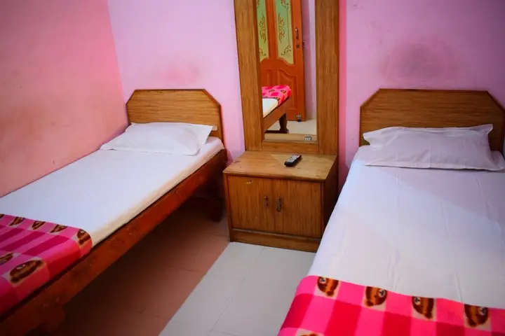 Деревня Валадгаон: Balaji Guest House