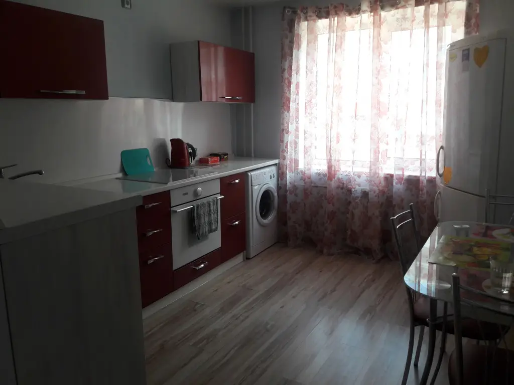 Каменск-Уральский: Апартаменты на Кутузова 27