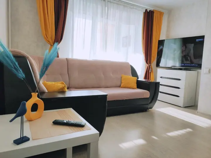 Уфа: Апартаменты Квадрат