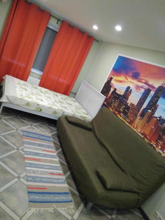 Сочи: Na Dmitrievoi Apartment