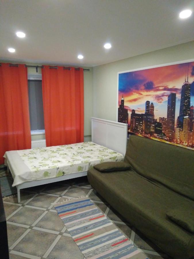 Сочи: Na Dmitrievoi Apartment