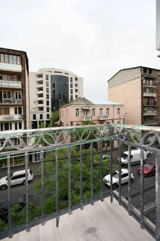 Ереван: Apartment on Nalbandyan Street (New Building)
