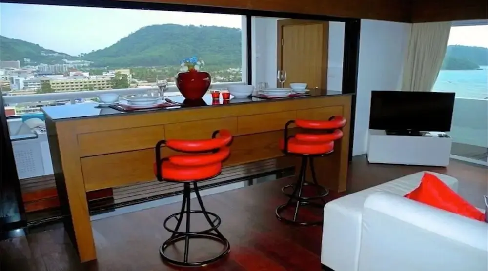 Кату: Patong Tower 1 Bedroom Apartment City View