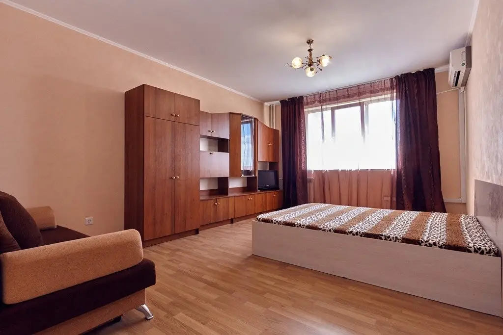Краснодар: Na Filatova19/1 8 Etazh Apartments